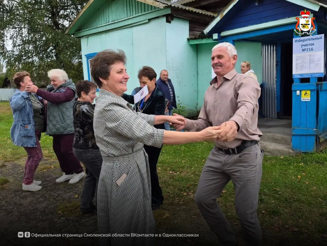 На избирательных участках Смоленской области - тёплая, праздничная атмосфера На избирательных участках Смоленской области - тёплая, праздничная атмосфера
