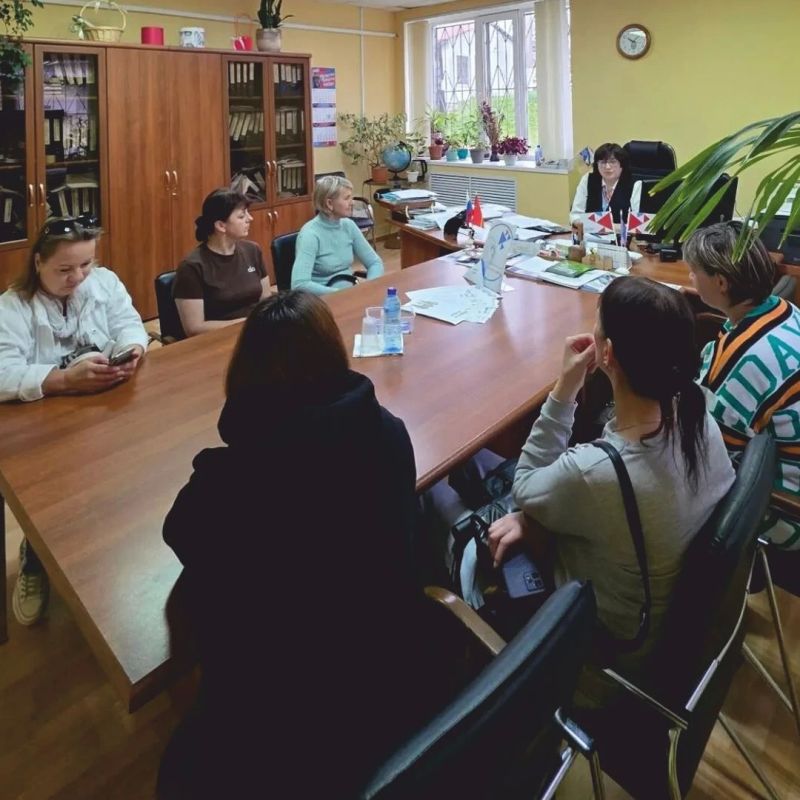 Заседание женского клуба «Найти себя» в Международный день мира – «Помоги СВОим» Заседание женского клуба «Найти себя» в Международный день мира – «Помоги СВОим»