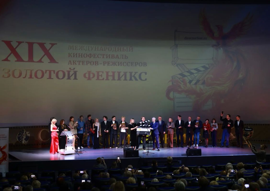 Василий Анохин: В Смоленске продолжаются праздничные мероприятия, посвящённые Дню города Василий Анохин: В Смоленске продолжаются праздничные мероприятия, посвящённые Дню города