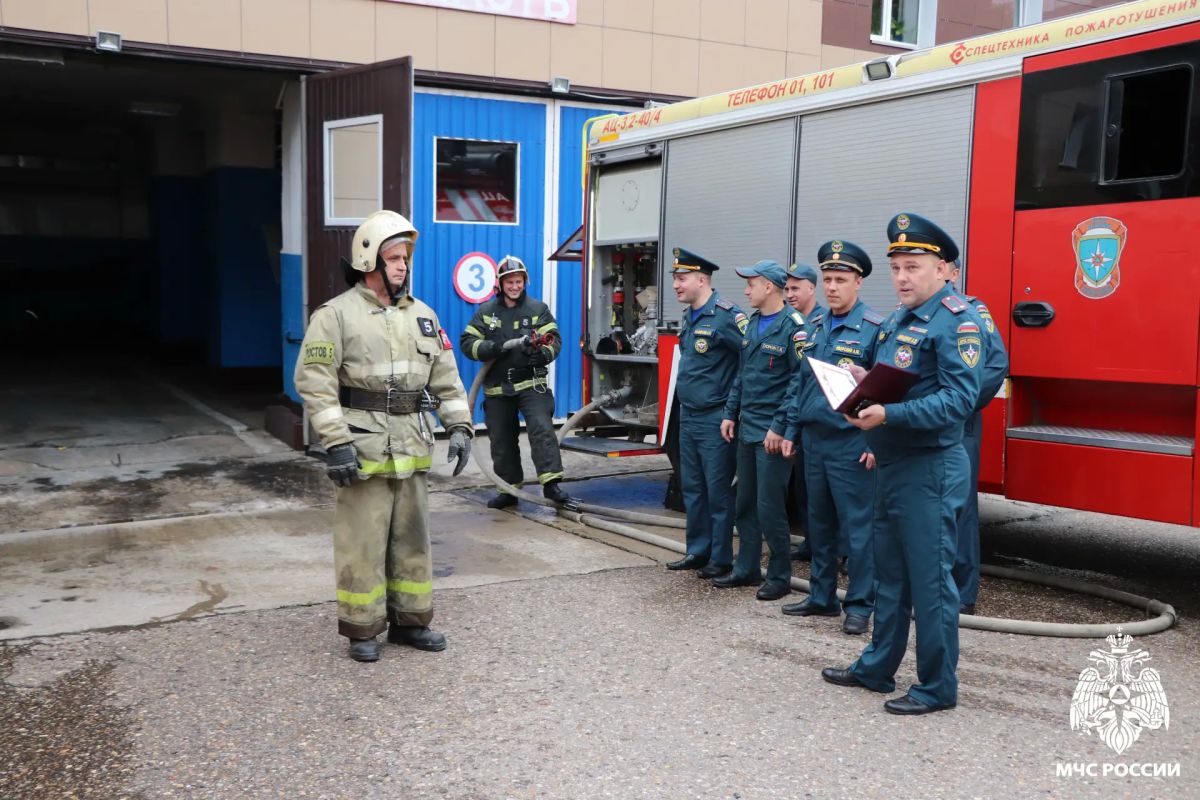 Двадцать лет мужества перед лицом огня Двадцать лет мужества перед лицом огня
