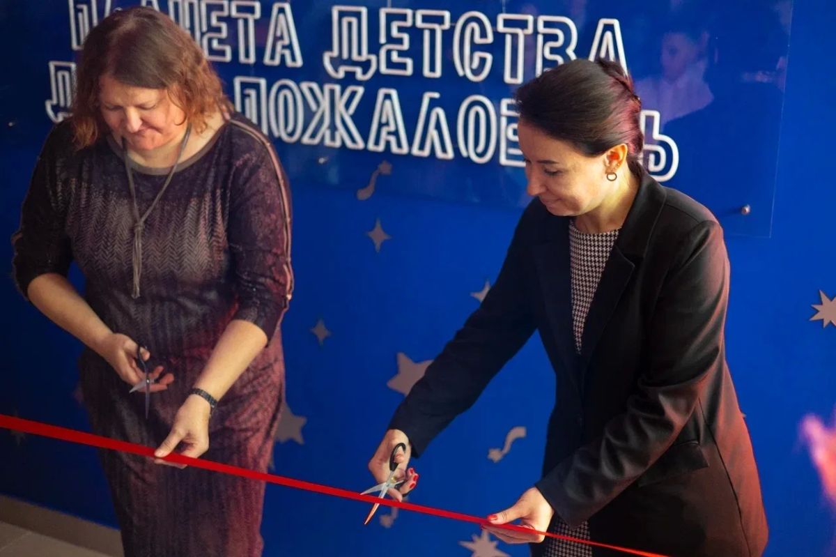 Александр Новиков: Вчера на базе Центральной детской библиотеки имени А.В. Мишина открылась модельная библиотека «Планета детства» Александр Новиков: Вчера на базе Центральной детской библиотеки имени А.В. Мишина открылась модельная библиотека «Планета детства»