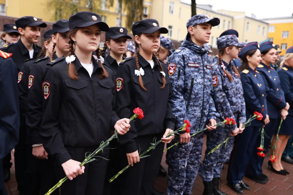 Василий Анохин: Традиционно в День освобождения Смоленщины почтили память тех, кто ценой своей жизни отстоял свободу родной земли Василий Анохин: Традиционно в День освобождения Смоленщины почтили память тех, кто ценой своей жизни отстоял свободу родной земли