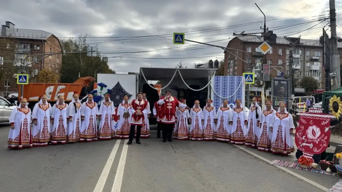 Василий Анохин: С успехами наших аграриев сегодня знакомились смоляне на областной сельскохозяйственной ярмарке Василий Анохин: С успехами наших аграриев сегодня знакомились смоляне на областной сельскохозяйственной ярмарке