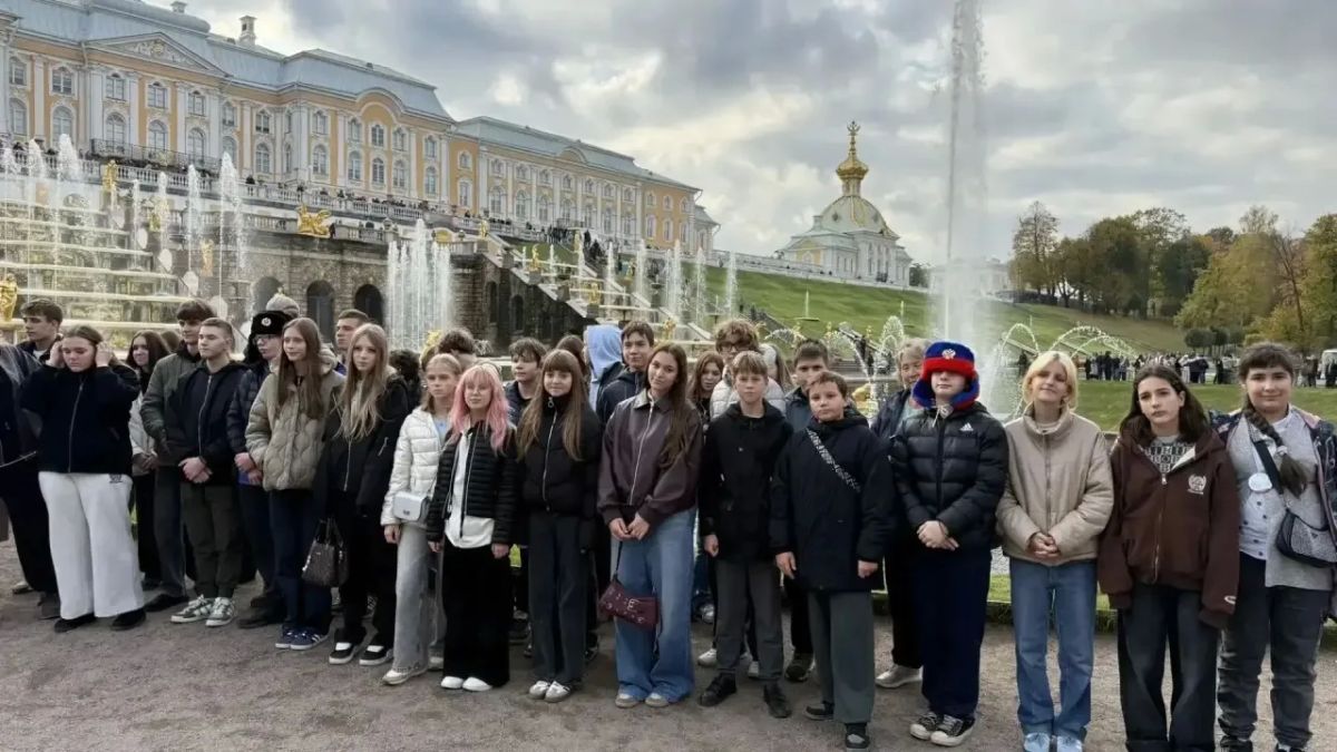 «Моя Россия – град Петров» «Моя Россия – град Петров»