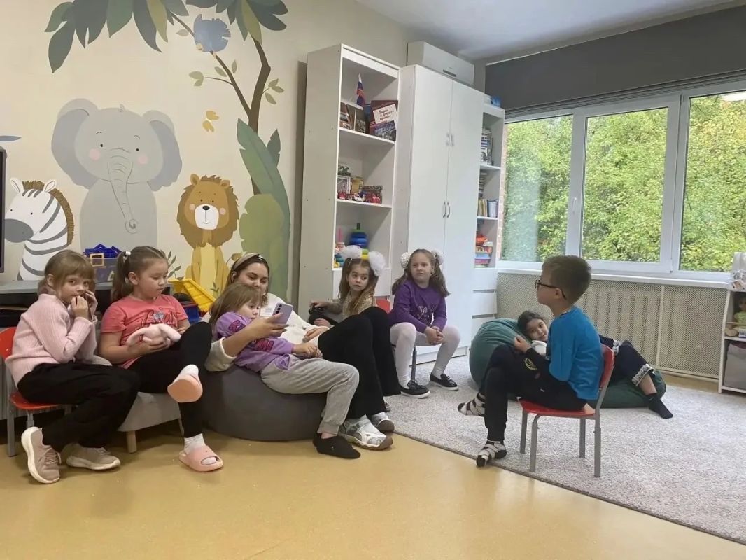 Василий Анохин: Каждая семья должна быть уверена в поддержке и знать, что получит помощь, если она потребуется Василий Анохин: Каждая семья должна быть уверена в поддержке и знать, что получит помощь, если она потребуется