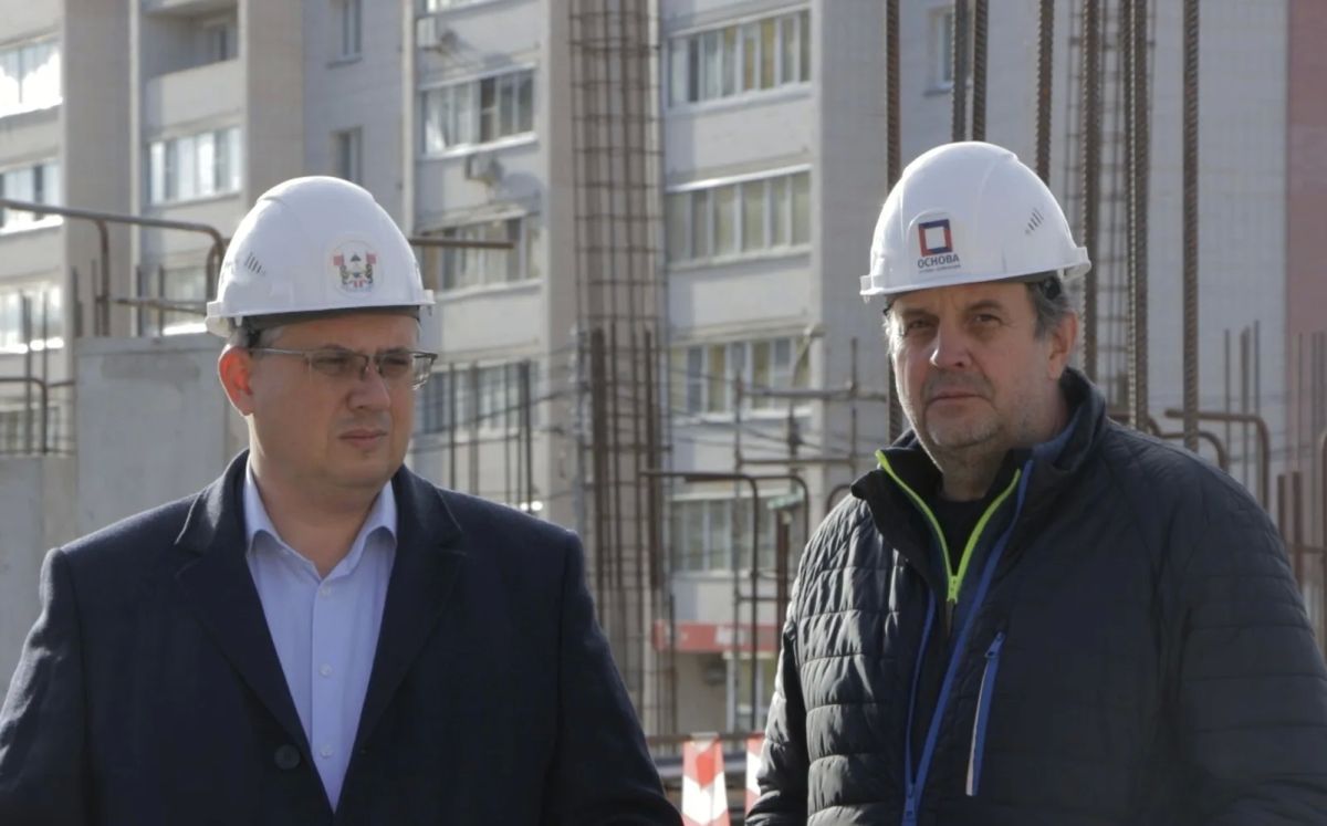Александр Новиков: Продолжаю лично контролировать строительство физкультурнооздоровительного комплекса «Термолэнд — Дельфин» Александр Новиков: Продолжаю лично контролировать строительство физкультурнооздоровительного комплекса «Термолэнд — Дельфин»