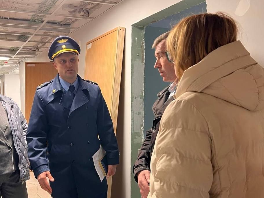 Первый заместитель прокурора Смоленской области Первый заместитель прокурора Смоленской области
